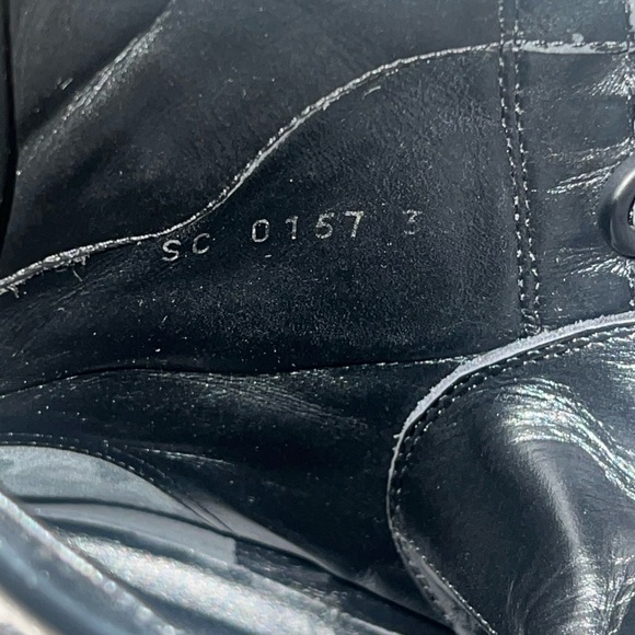 LV Logo boots monogram boots. - Picture 8 of 9